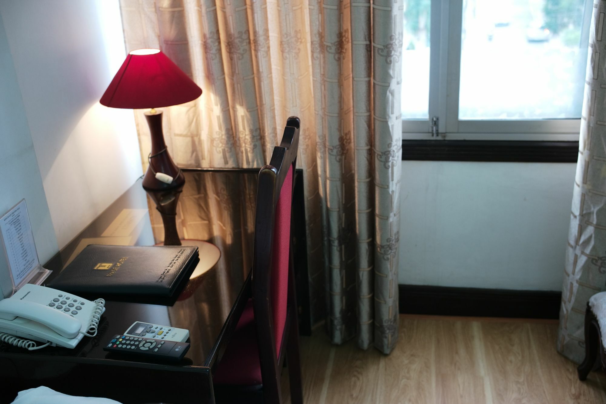Trade Hotel Hanoi Buitenkant foto